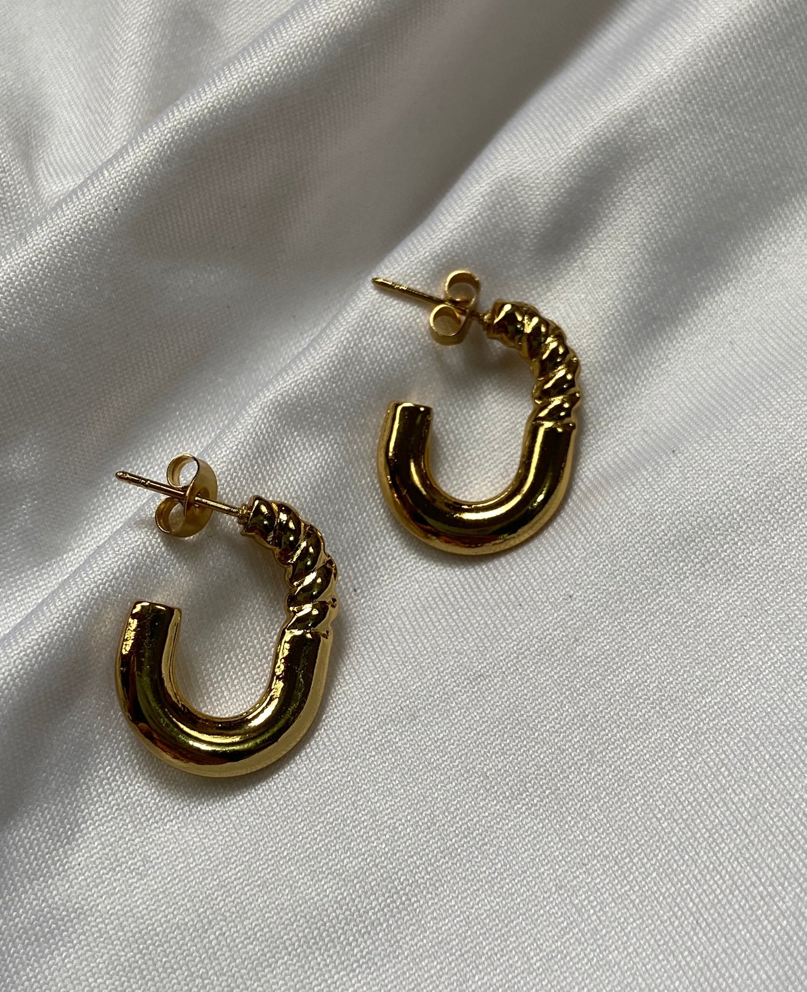 Gold chunky everyday earrings anti tarnish