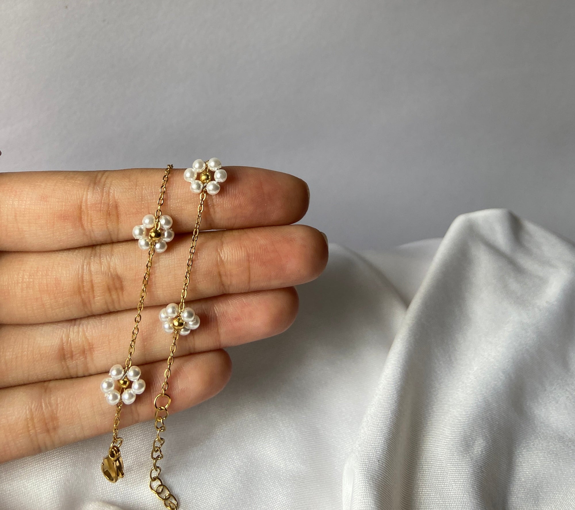 Floral chain bracelet anti tarnish